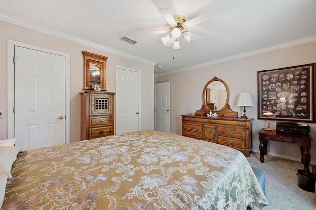 912 Wheeler Creek Drive, Gainesville, TX 76240