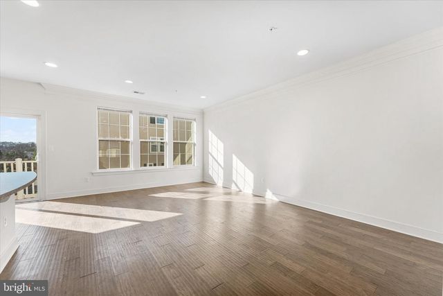 44027 ETNA TER, Chantilly, VA 20152