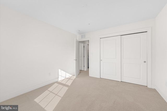 44027 ETNA TER, Chantilly, VA 20152