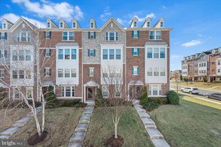 44027 ETNA TER, Chantilly, VA 20152