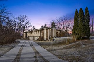 870 47th Avenue 2, East Moline, IL 61244