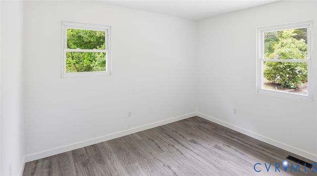 5431 W Hundred Rd, Chester, VA 23831