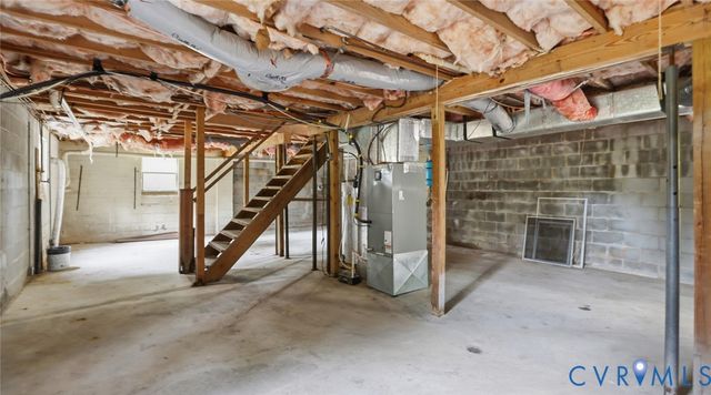 5431 W Hundred Rd, Chester, VA 23831