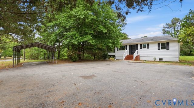 5431 W Hundred Rd, Chester, VA 23831