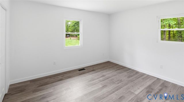 5431 W Hundred Rd, Chester, VA 23831