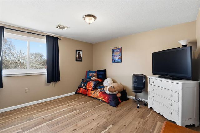 6000 Broadmoor Avenue, Oklahoma City, OK 73132