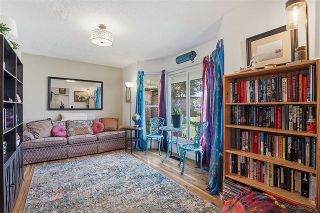 6000 Broadmoor Avenue, Oklahoma City, OK 73132