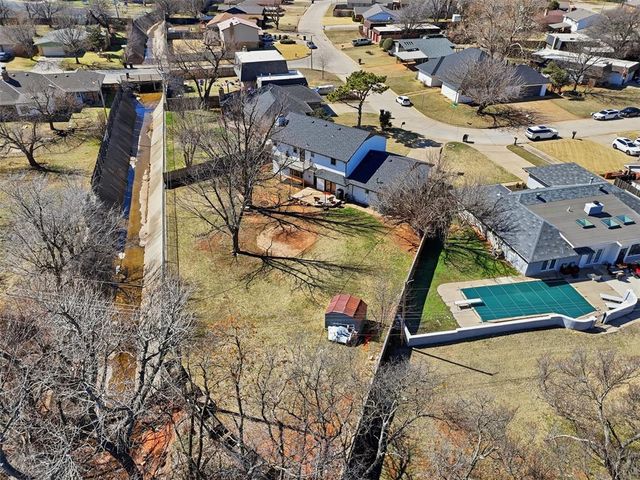 6000 Broadmoor Avenue, Oklahoma City, OK 73132