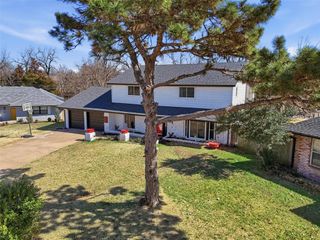 6000 Broadmoor Avenue, Oklahoma City, OK 73132