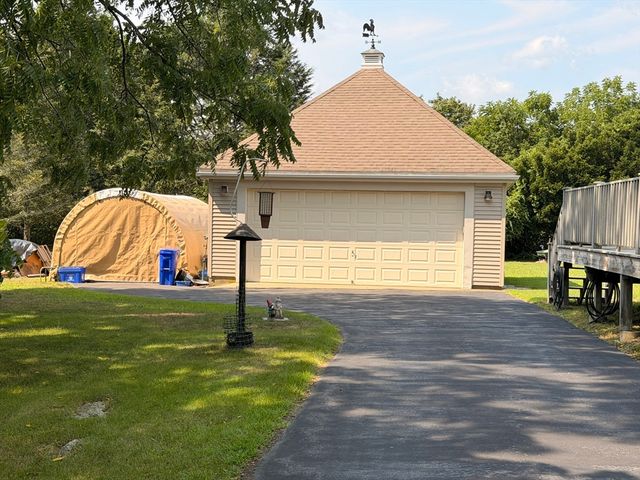 446 Lindsey St, Attleboro, MA 02703