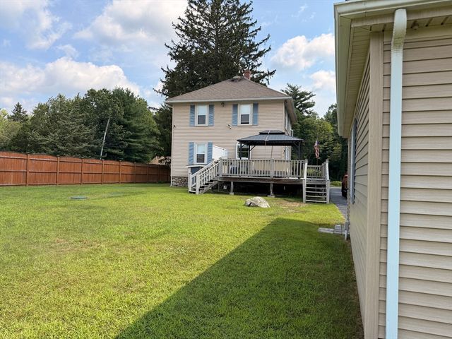 446 Lindsey St, Attleboro, MA 02703