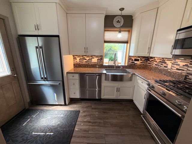 446 Lindsey St, Attleboro, MA 02703