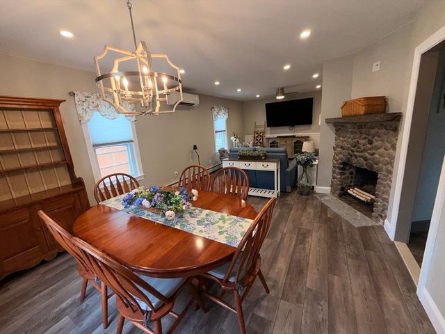 446 Lindsey St, Attleboro, MA 02703