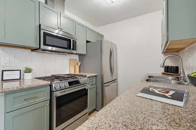 3640 Cardiff Avenue 210, Los Angeles, CA 90034