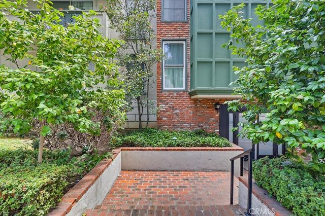 3640 Cardiff Avenue 210, Los Angeles, CA 90034