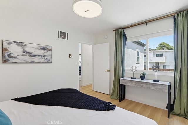 3640 Cardiff Avenue 210, Los Angeles, CA 90034