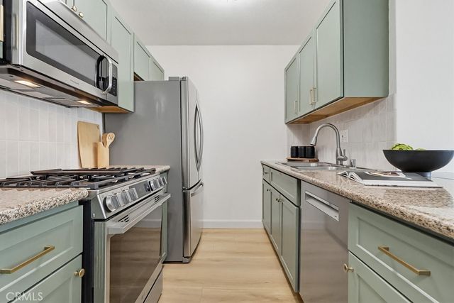 3640 Cardiff Avenue 210, Los Angeles, CA 90034