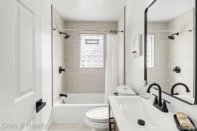 12066 Bramell, Redford, MI 48239