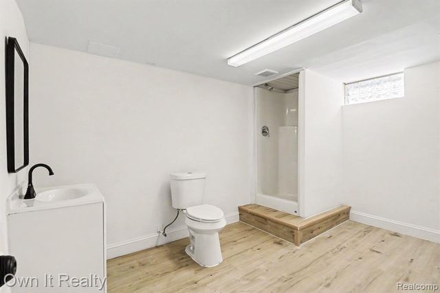 12066 Bramell, Redford, MI 48239