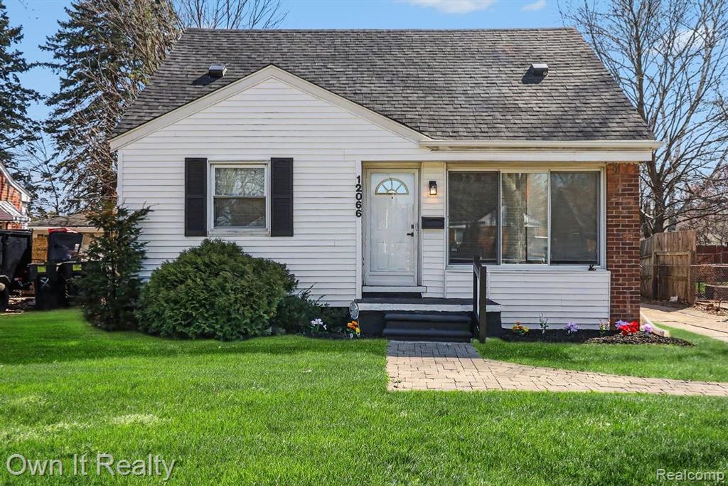 12066 Bramell, Redford, MI 48239