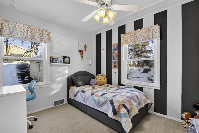 725 Berry Street, Stoughton, WI 53589