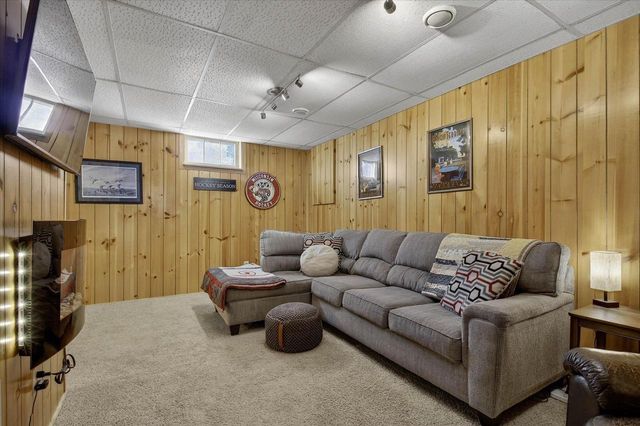 725 Berry Street, Stoughton, WI 53589