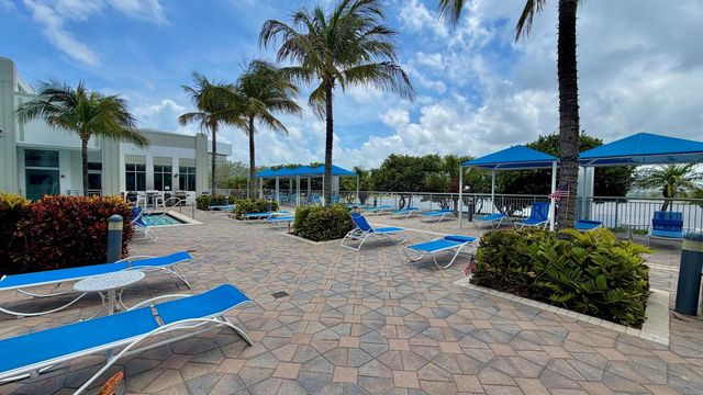 300 S Australian Avenue 703, West Palm Beach, FL 33401