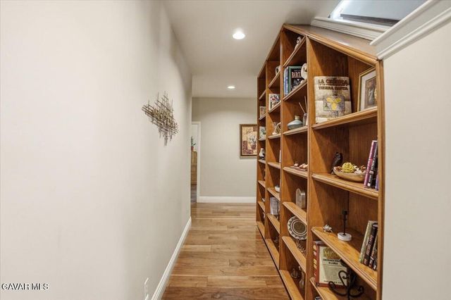 27139 Crystal Springs Road, Canyon Country, CA 91387