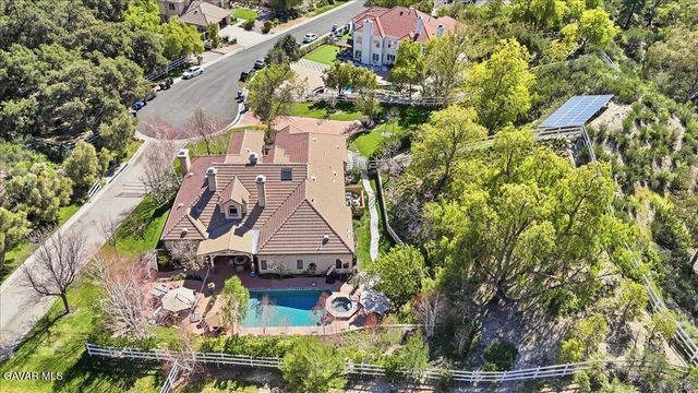 27139 Crystal Springs Road, Canyon Country, CA 91387