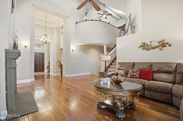 27139 Crystal Springs Road, Canyon Country, CA 91387
