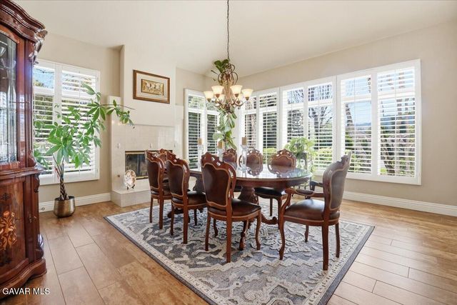 27139 Crystal Springs Road, Canyon Country, CA 91387