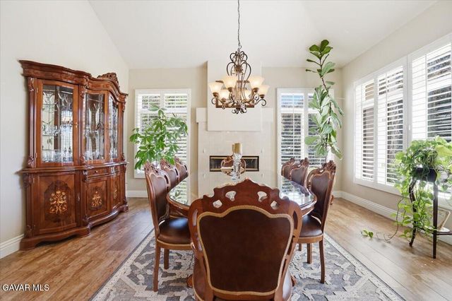 27139 Crystal Springs Road, Canyon Country, CA 91387