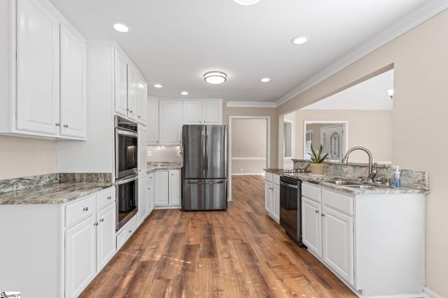 2075 Cowens Bridge Road, Gray Court, SC 29645