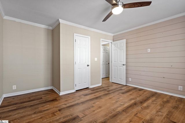 2075 Cowens Bridge Road, Gray Court, SC 29645