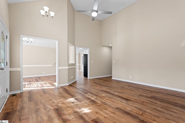 2075 Cowens Bridge Road, Gray Court, SC 29645