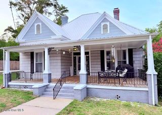 314 Oak Avenue, Hamlet, NC 28345