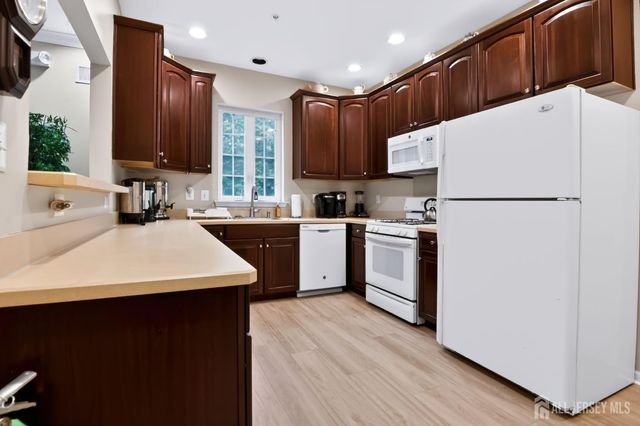 8 George W Helme Drive, Helmetta, NJ 08828