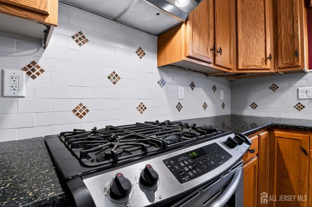 8 George W Helme Drive, Helmetta, NJ 08828