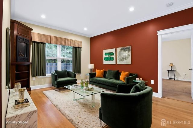 8 George W Helme Drive, Helmetta, NJ 08828