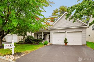 8 George W Helme Drive, Helmetta, NJ 08828