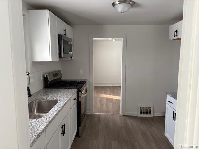 285 Voorheis Street, Pontiac, MI 48341