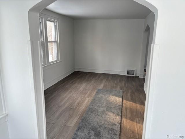 285 Voorheis Street, Pontiac, MI 48341