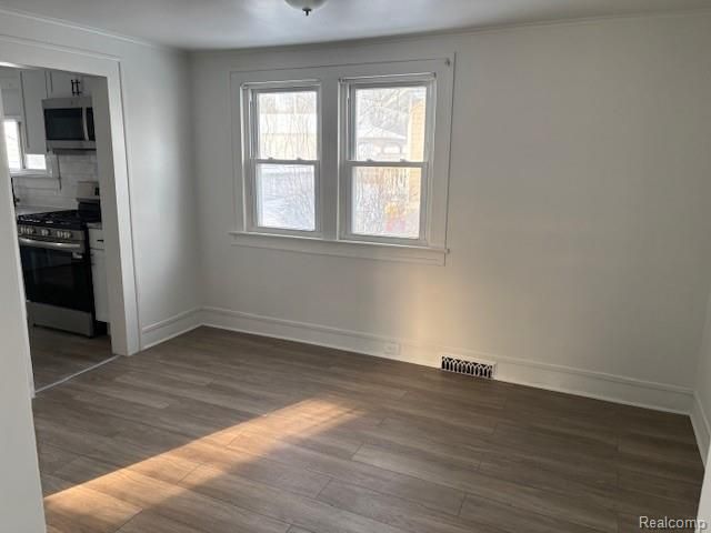 285 Voorheis Street, Pontiac, MI 48341