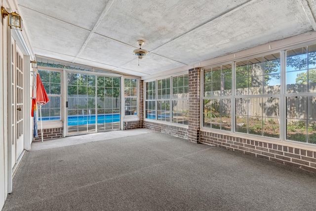 406 NW Sherry Circle, Fort Walton Beach, FL 32548