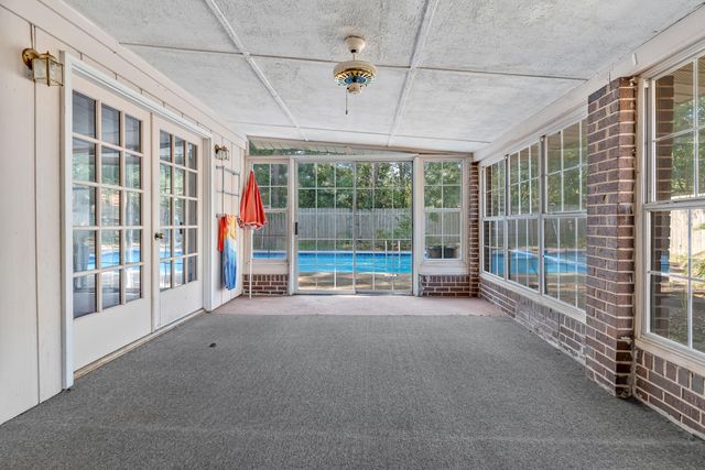 406 NW Sherry Circle, Fort Walton Beach, FL 32548