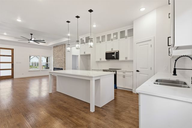 212 E Beachwood Loop, Trinidad, TX 75163