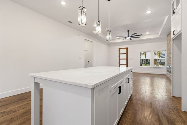 212 E Beachwood Loop, Trinidad, TX 75163