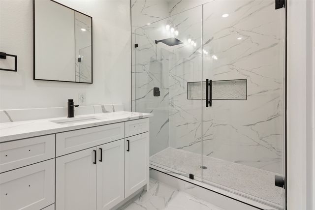 212 E Beachwood Loop, Trinidad, TX 75163