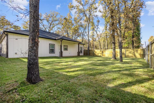 212 E Beachwood Loop, Trinidad, TX 75163