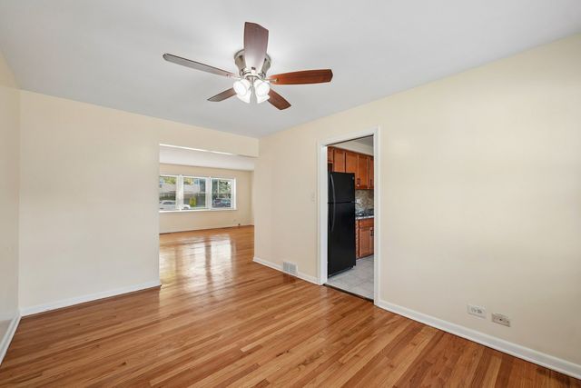 10350 Canterbury Street 1E, Westchester, IL 60154
